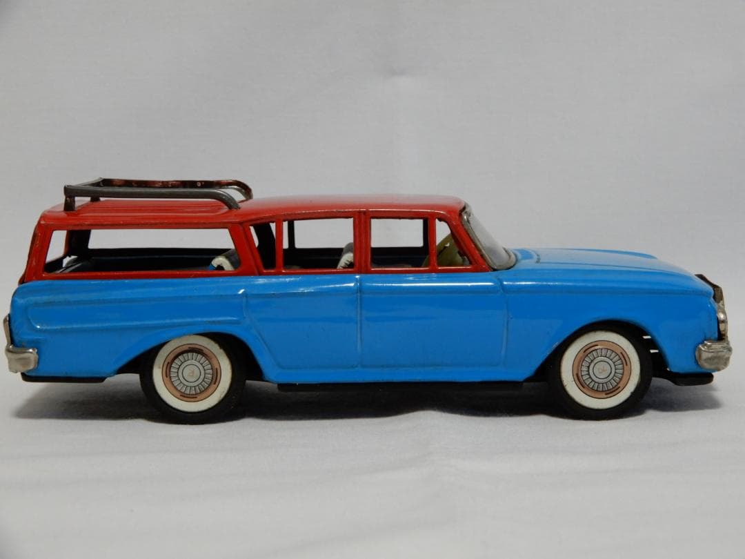 昭和レトロ　RAMBLER　ステーションワゴン　ブリキのおもちゃ　日本製　当時物