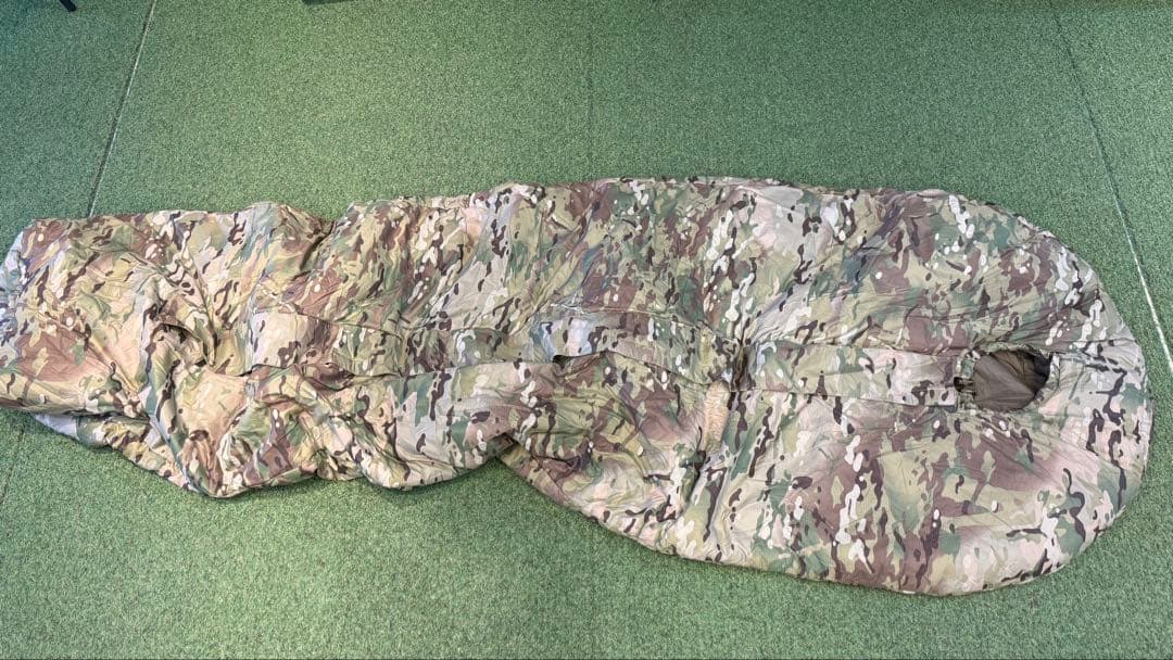 CARINTHIA Defence 4-200 Lサイズ　マルチカム　カリンシア