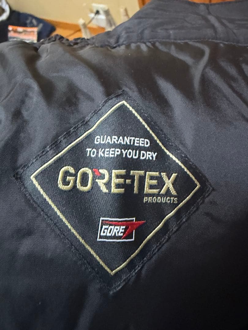 ダイワ　DW-1922 GORE-TEX ウィンタースーツ　ブラックカモ
