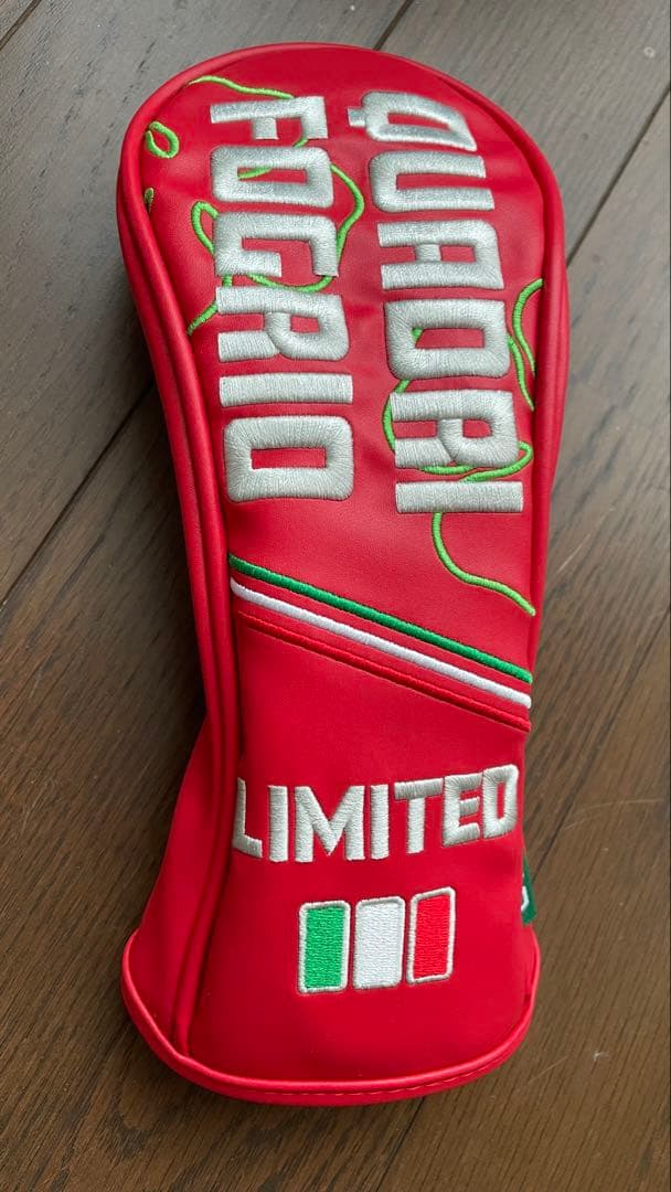 BAILDO 未使用品　限定品キャディバッグ　9“ 値下げ　+ヘッドカバー3点