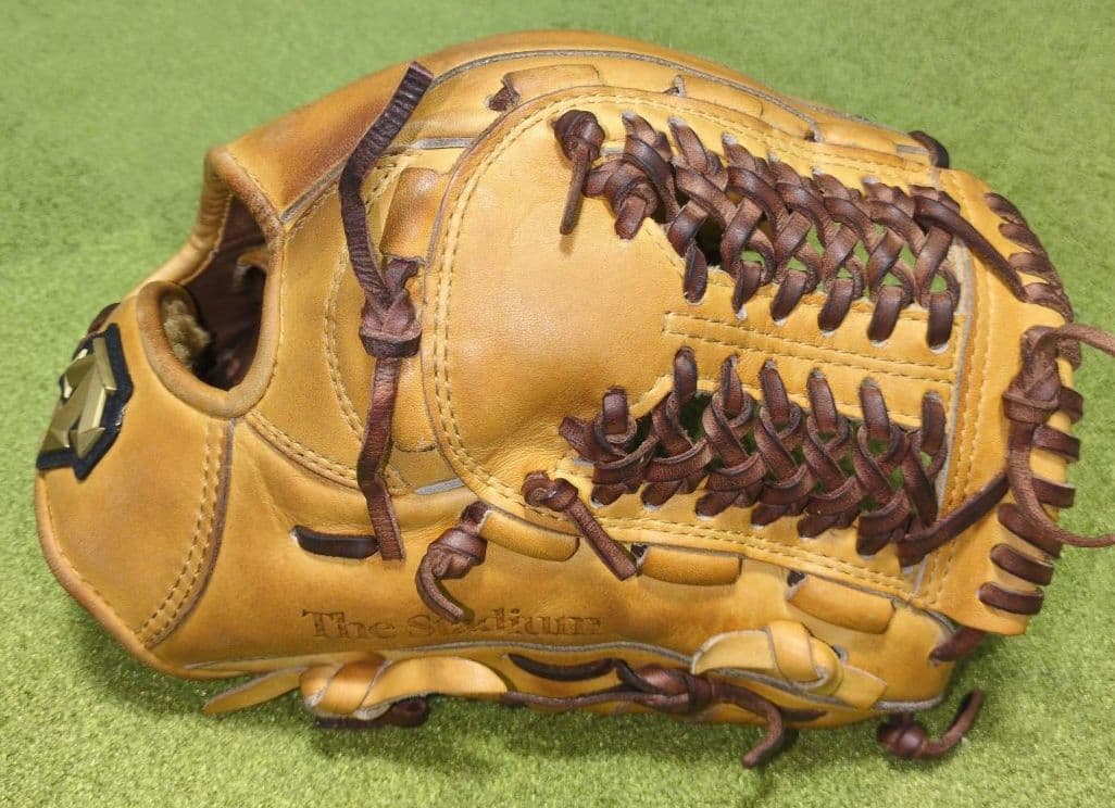 DESCENTE 硬式内野 DKG-STG350