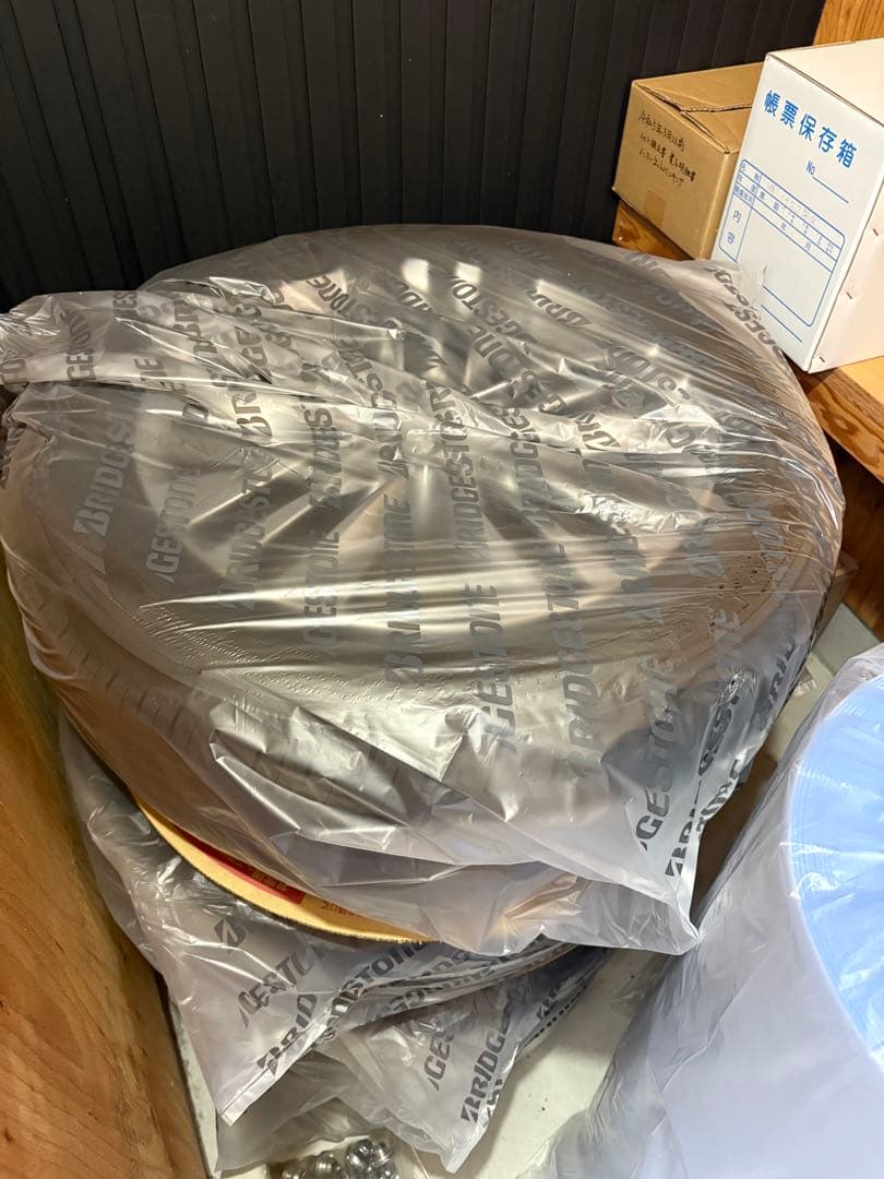 アルファード40系HVホイルタイヤセット