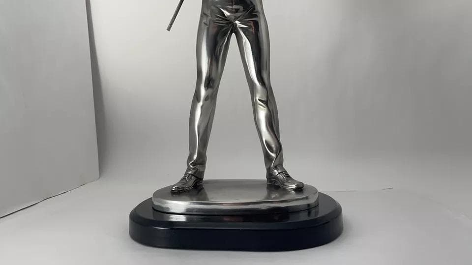 シルバードリームス　QUEEN　フレディマーキュリー　スタチュー