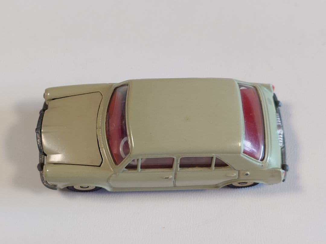 ミニカー TEKNO NO.832 MG 1100