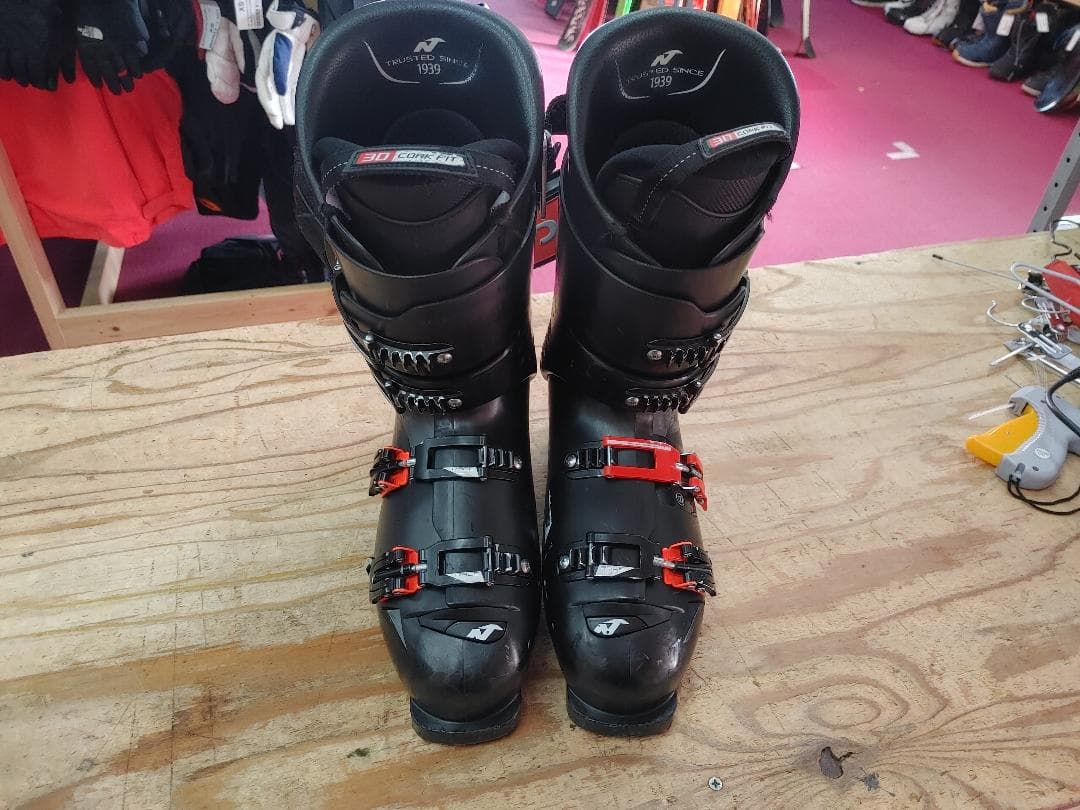 スキー 28-28.5cm Nordica Dobermann GP 130