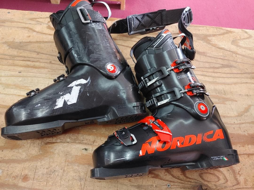 スキー 28-28.5cm Nordica Dobermann GP 130