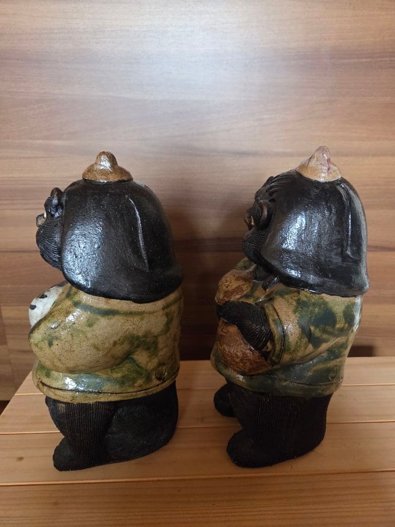 信楽焼 タヌキの置物 男女2体セット