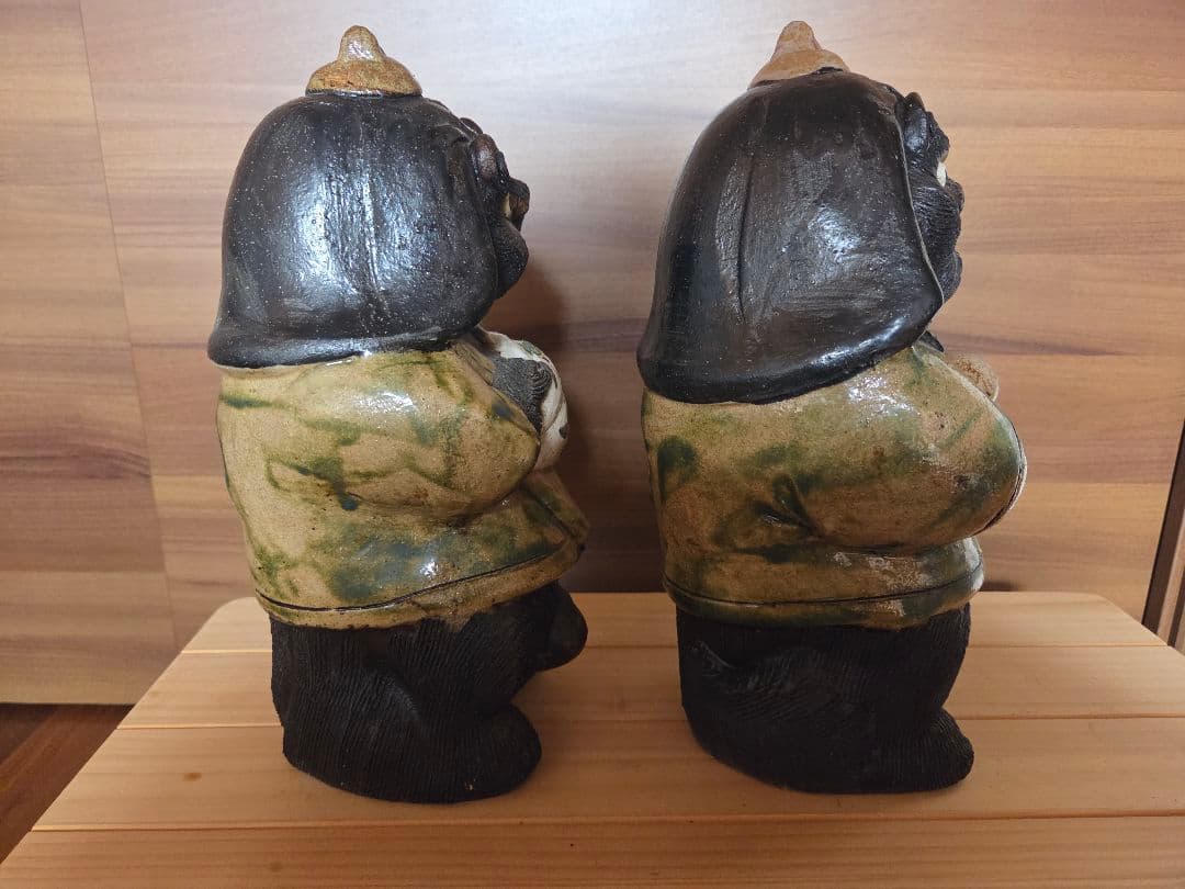 信楽焼 タヌキの置物 男女2体セット