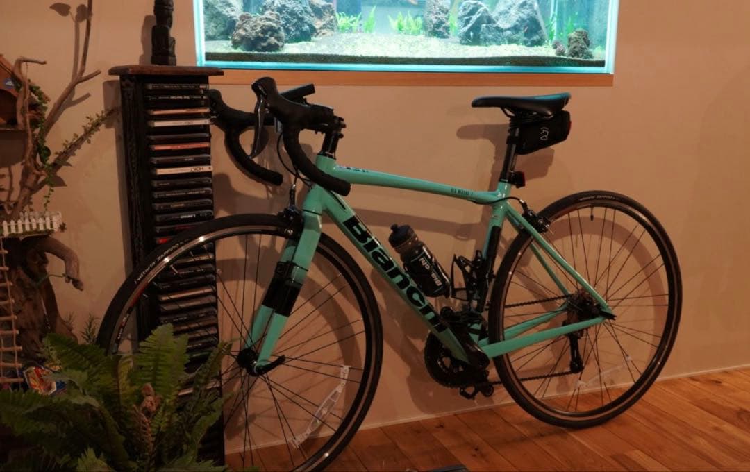 【室内保管タイヤ新品】ビアンキ VIA NIRONE 7 SORA（サイズ50）