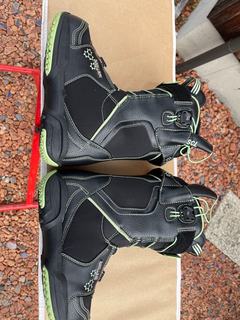 DEELUXE LARA STAGE 22.5cm ジュニア ブーツ