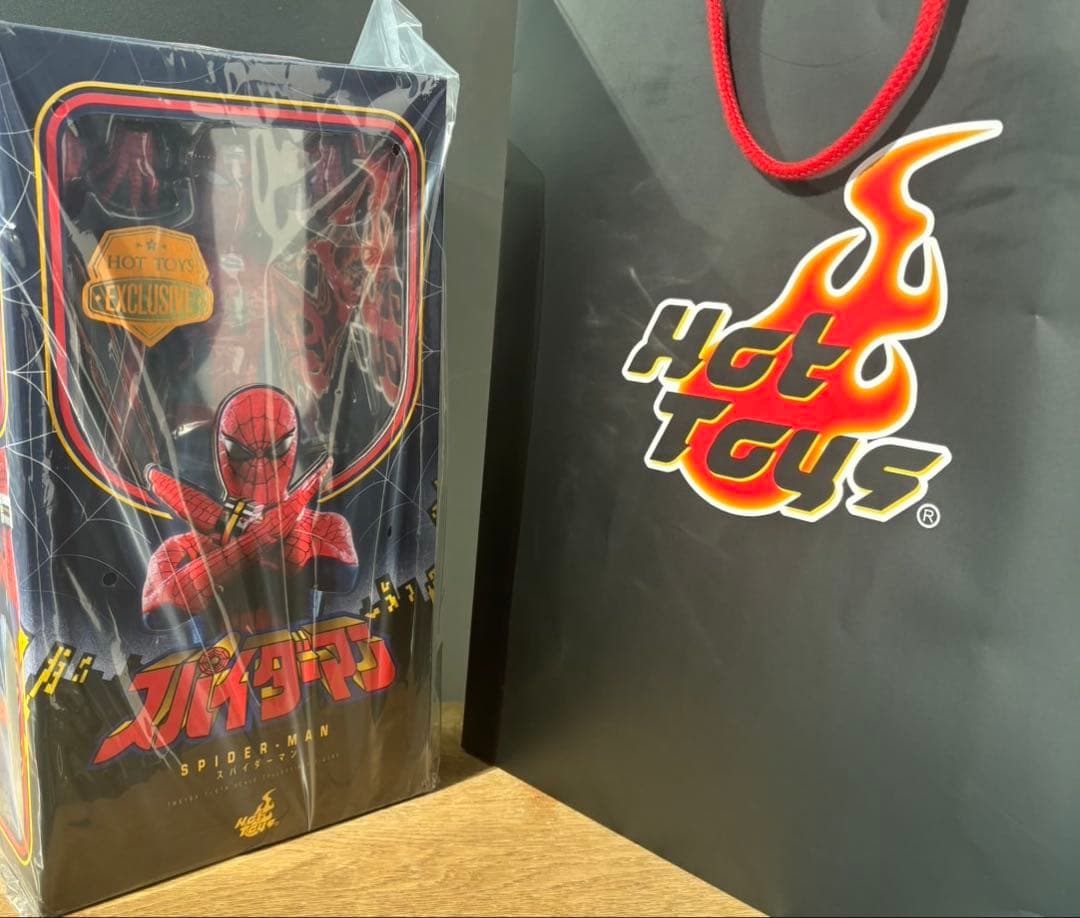 Hot Toys スパイダーマン フィギュア 限定版　東映