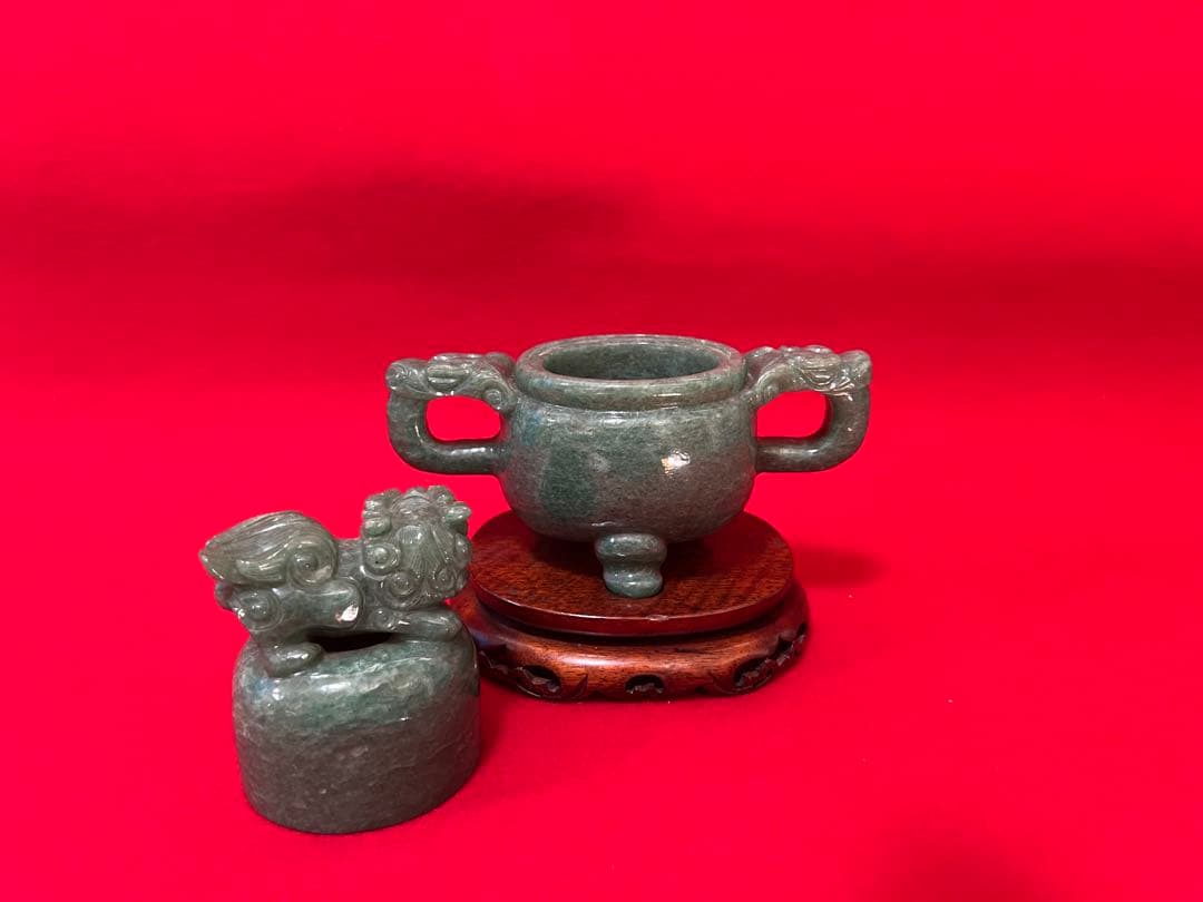 中国美術 中国古玩 玉石 三足香炉 置物 香道具 台座付き