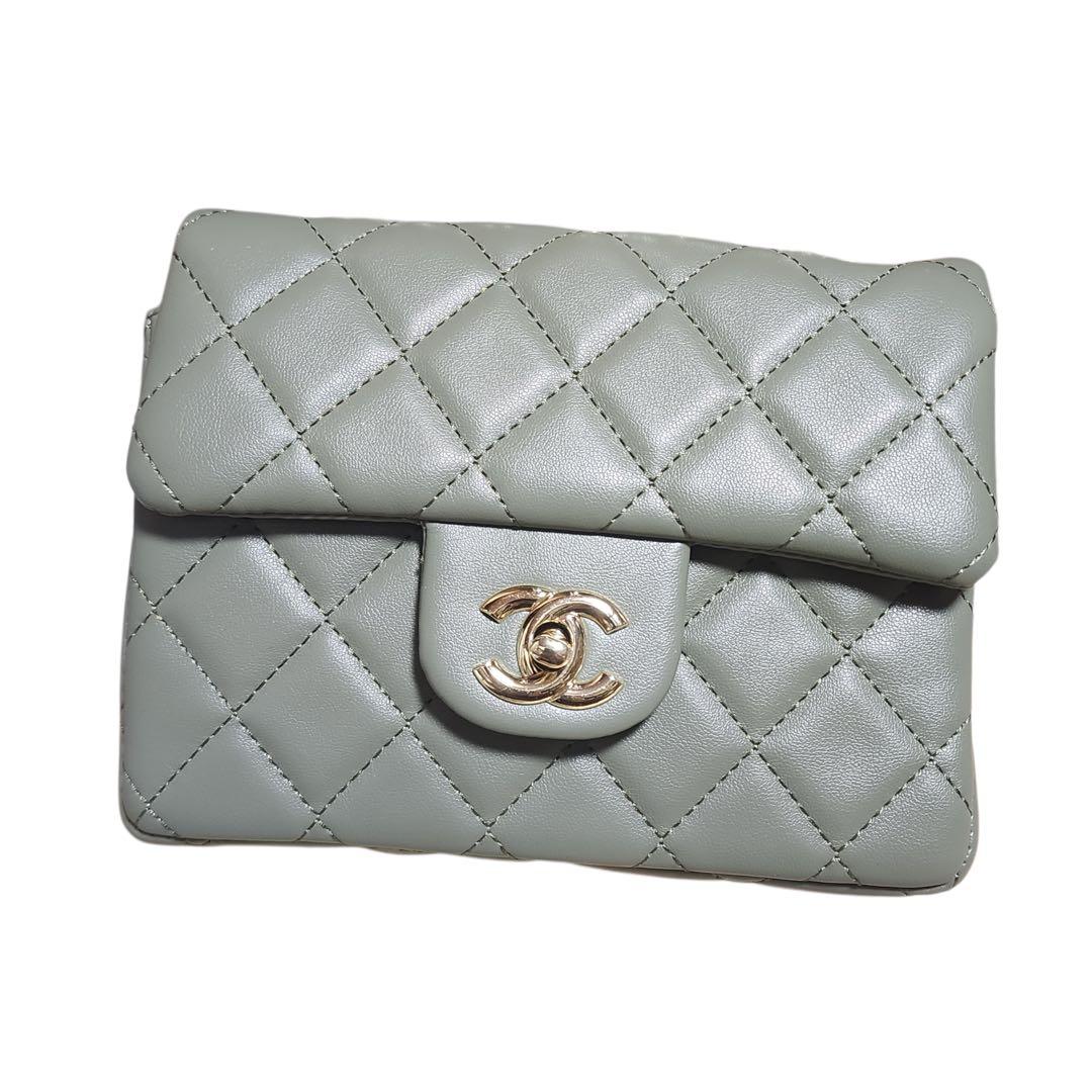 シャネル　ショルダーバッグ　ミニショルダー　ノベルティ