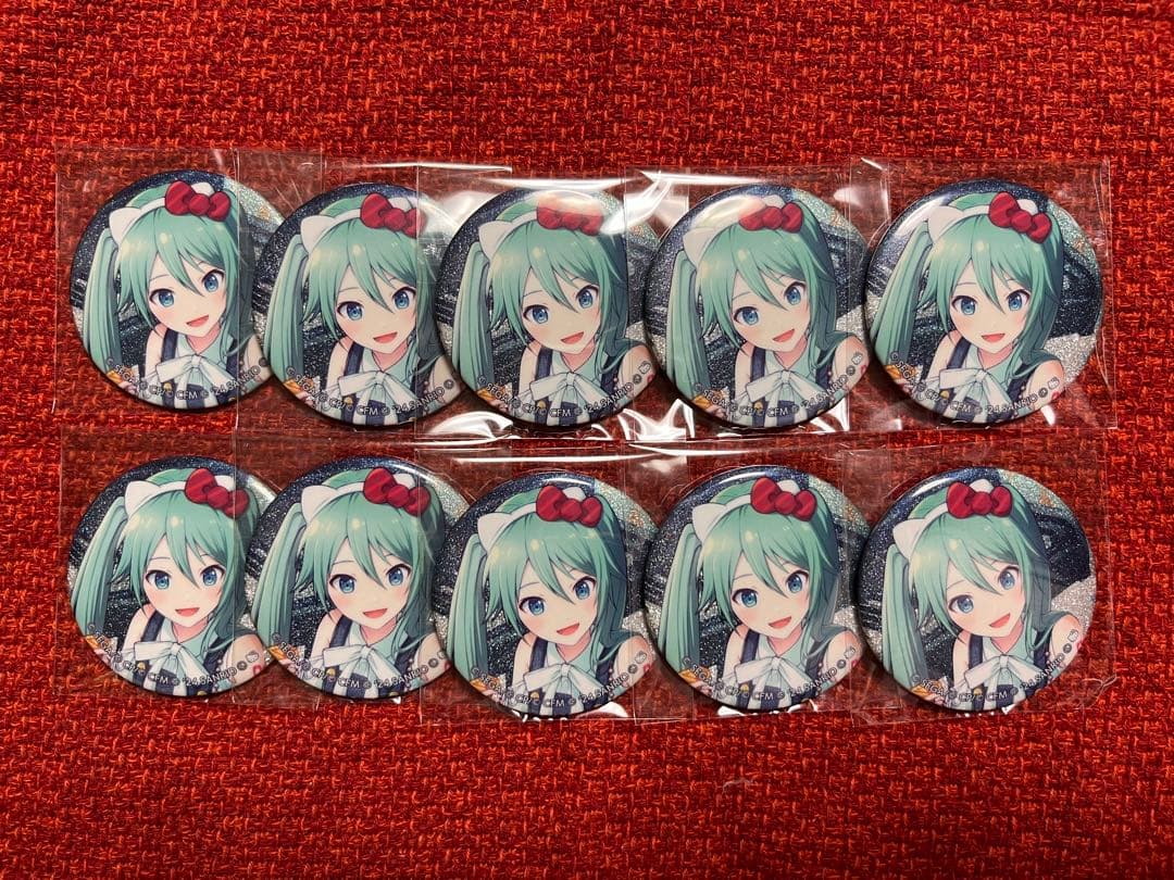 プロセカ　サンリオ　初音ミク　缶バッジ