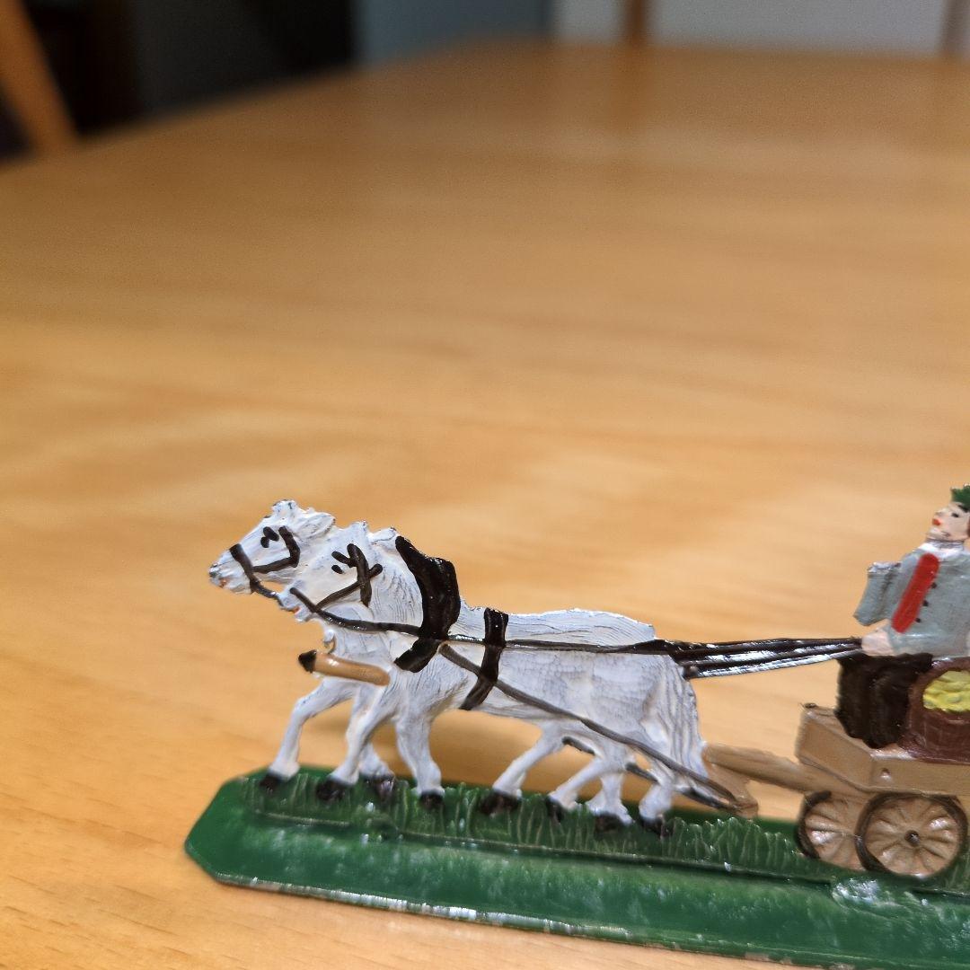 エルツ　バベットシュバイツァー社　錫の置物人形（果物屋馬車）