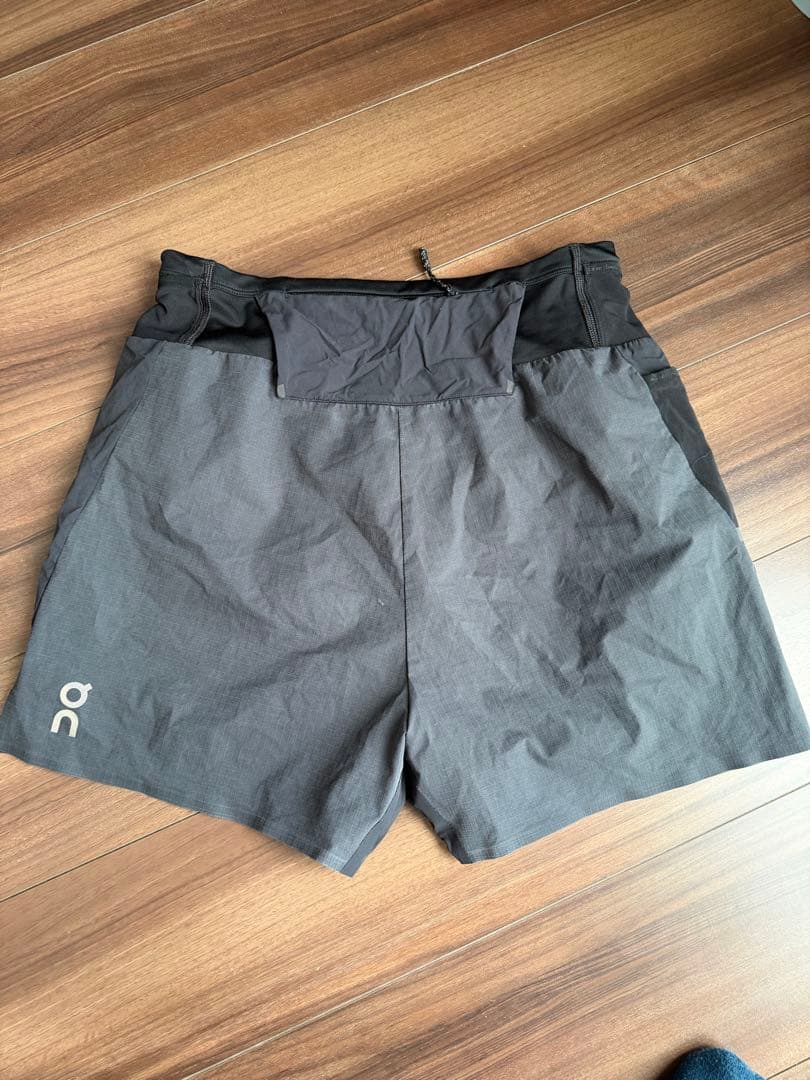 On Ultra Shorts サイズS BLACK