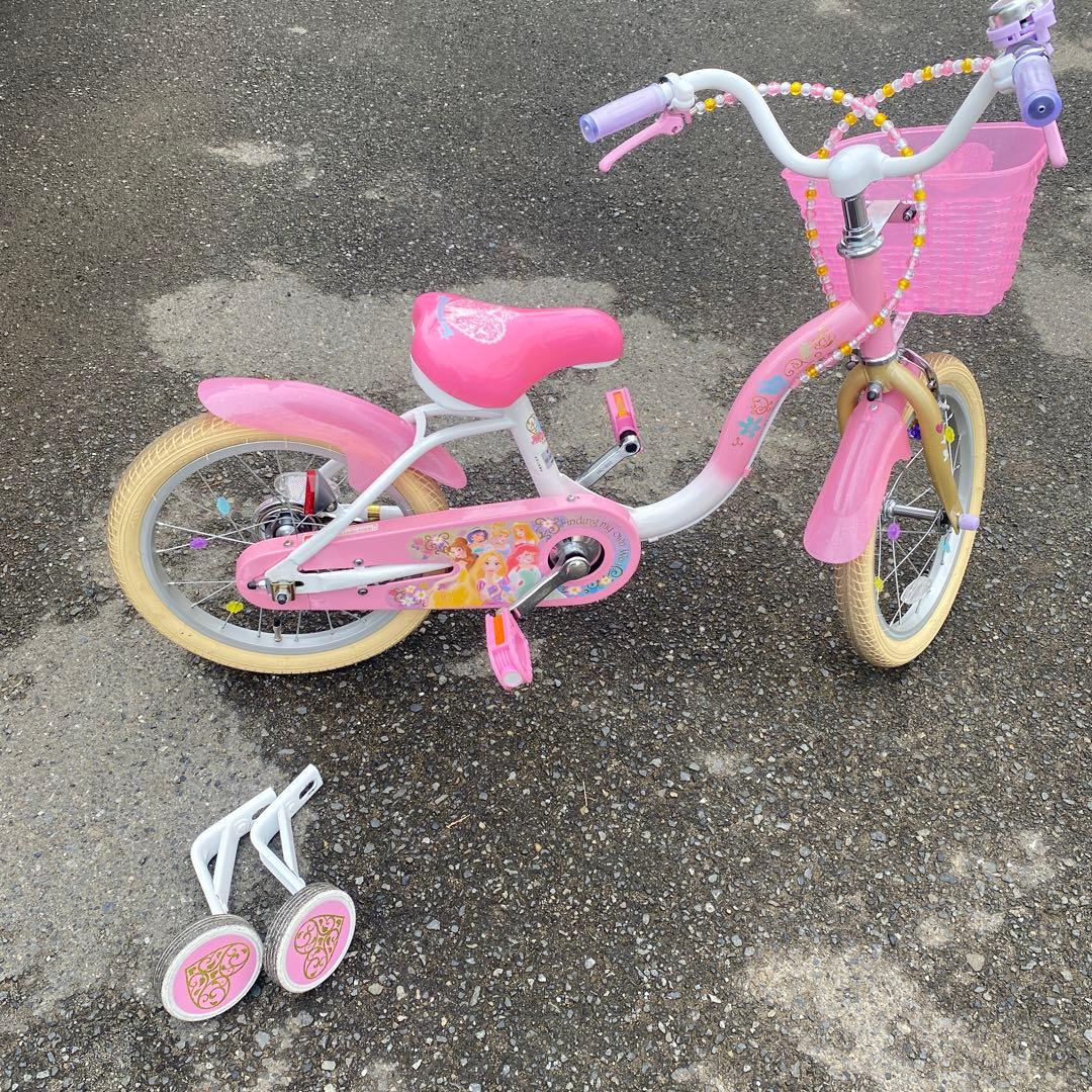 プリンセス　自転車16インチ補助輪付き