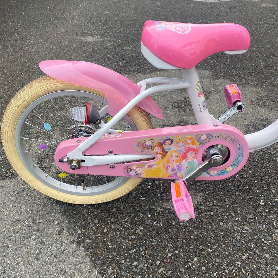 プリンセス　自転車16インチ補助輪付き