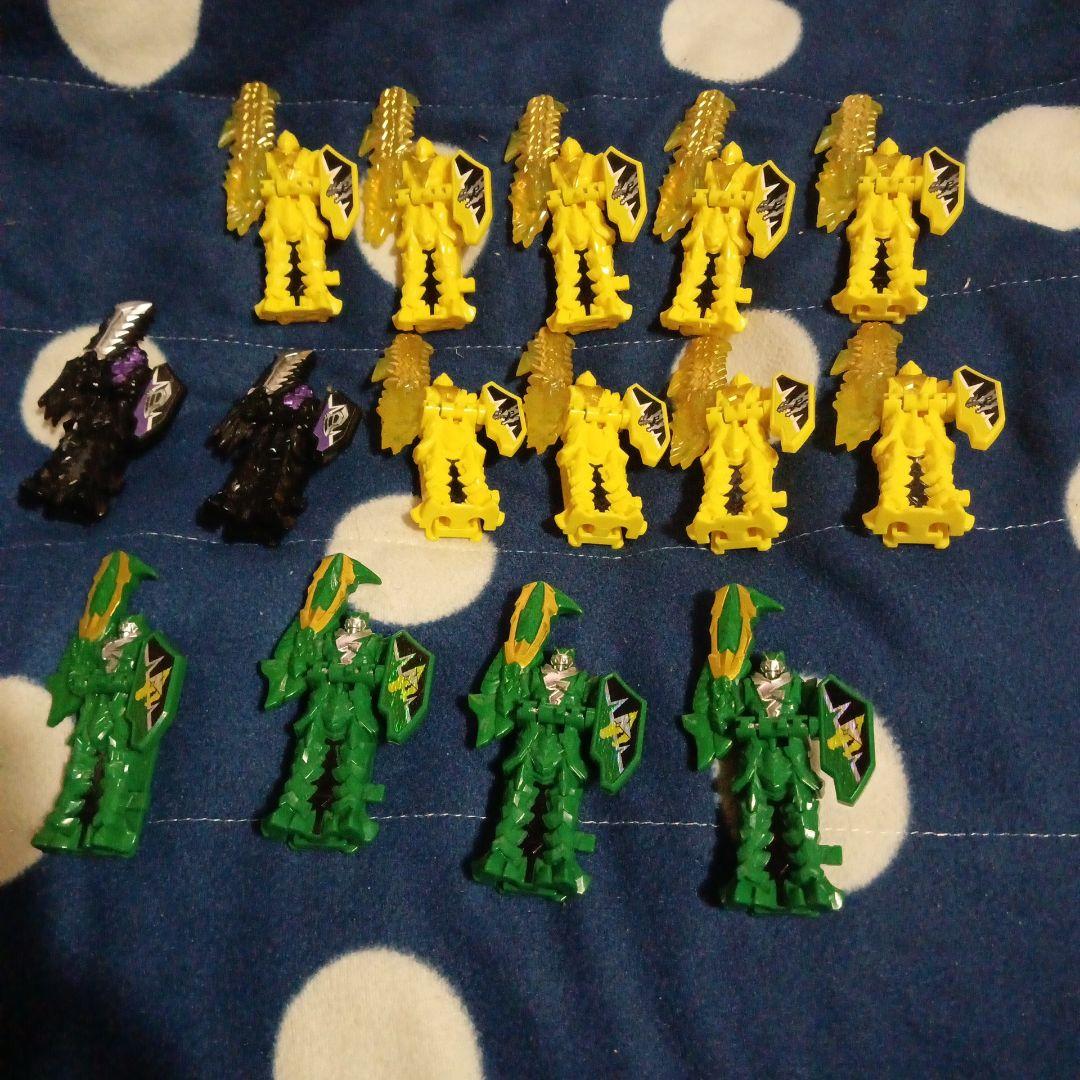 リュウソウジャー