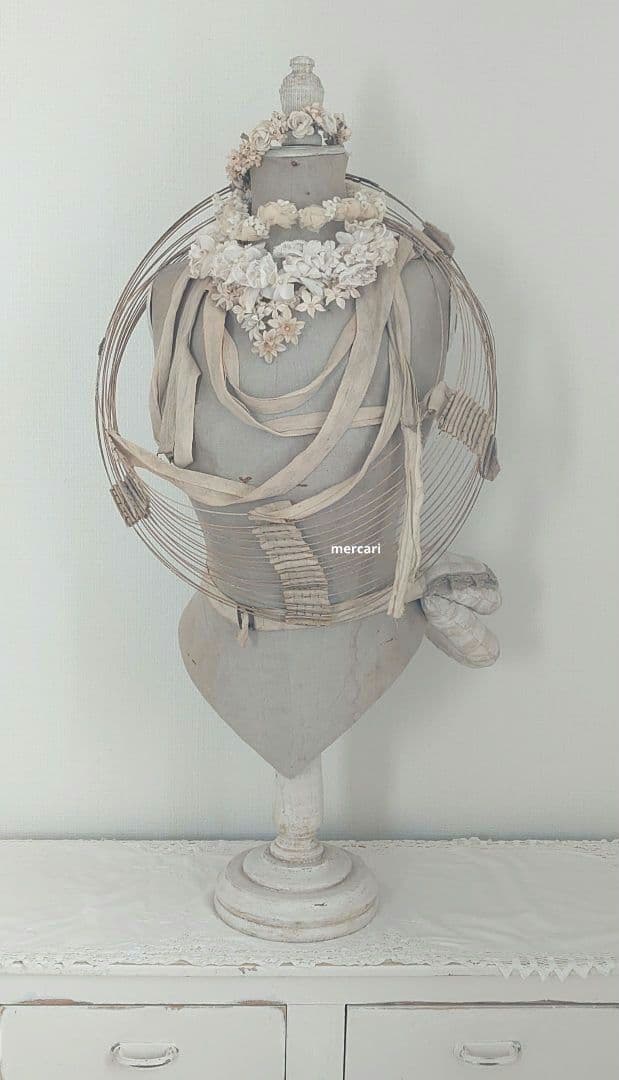 フランス製アンティーク　ホワイト　コルセットトルソー