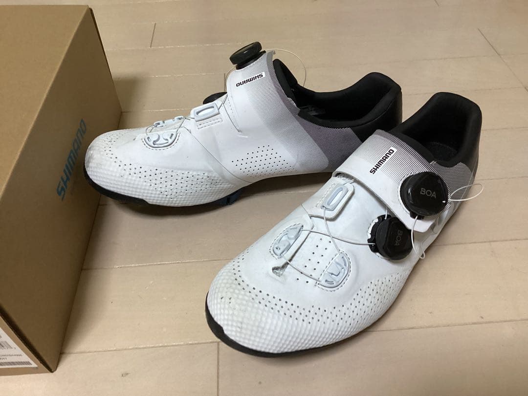 シマノ(SHIMANO)SH-RC702 サイクリングシューズ