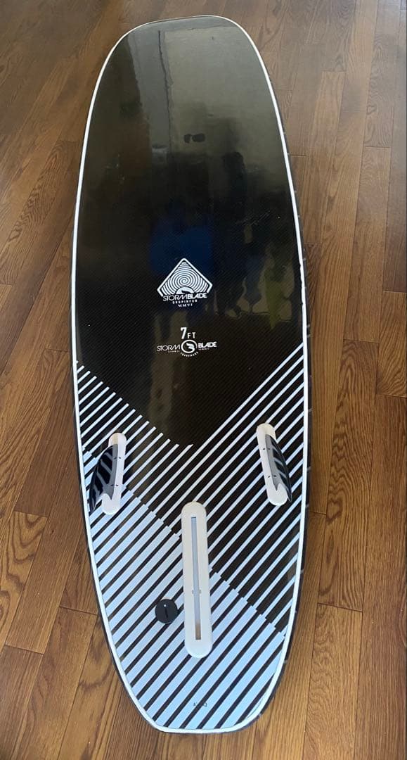 美品　STORMBLADE 7'0\" ミッドレングス　ソフトボード