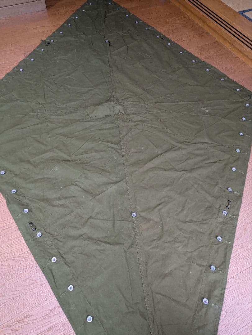 ノルウェー軍幕　2枚　used 銀ボタン　展開図あり