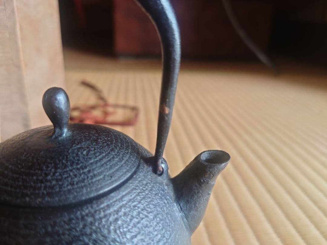 南部鉄器　日の丸急須　鈴木盛久(繁吉)