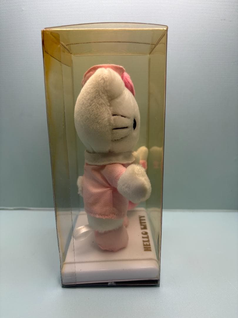 ハローキティ　クリアケース入りぬいぐるみマスコット　うさぎちゃんと一緒　ナース
