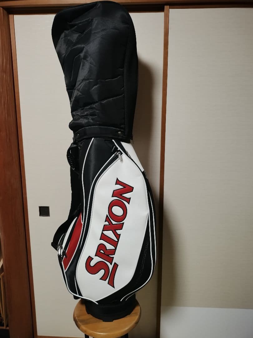 美品 SRIXON スリクソン ゴルフ キャディバッグ フードカバー付