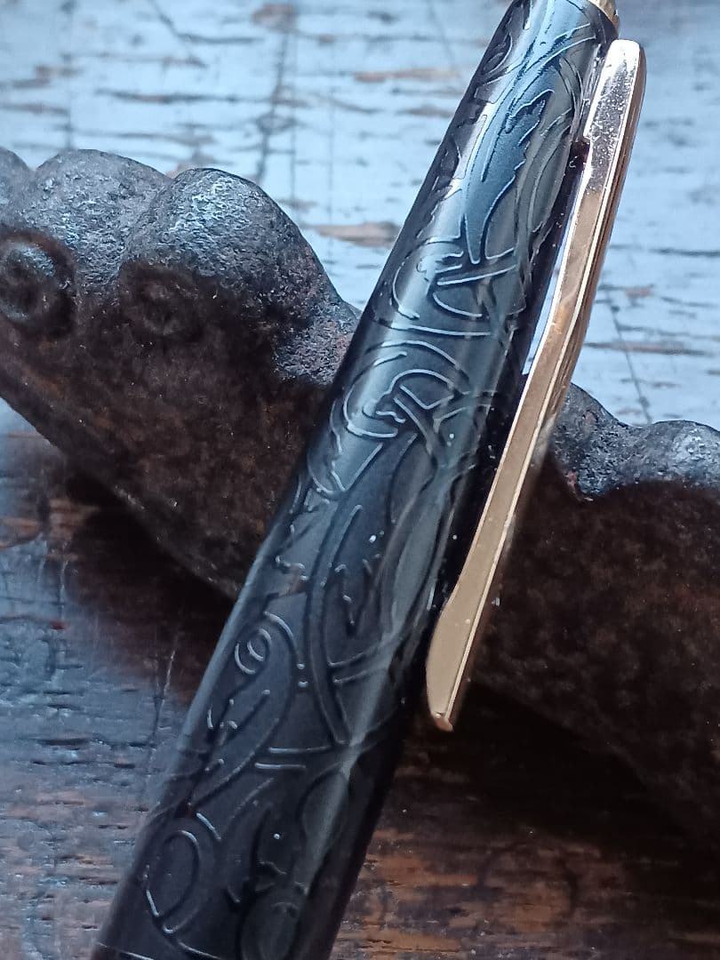 【メンテ済み】プラチナ　万年筆　唐草　18K　中字　美品　希少モデル