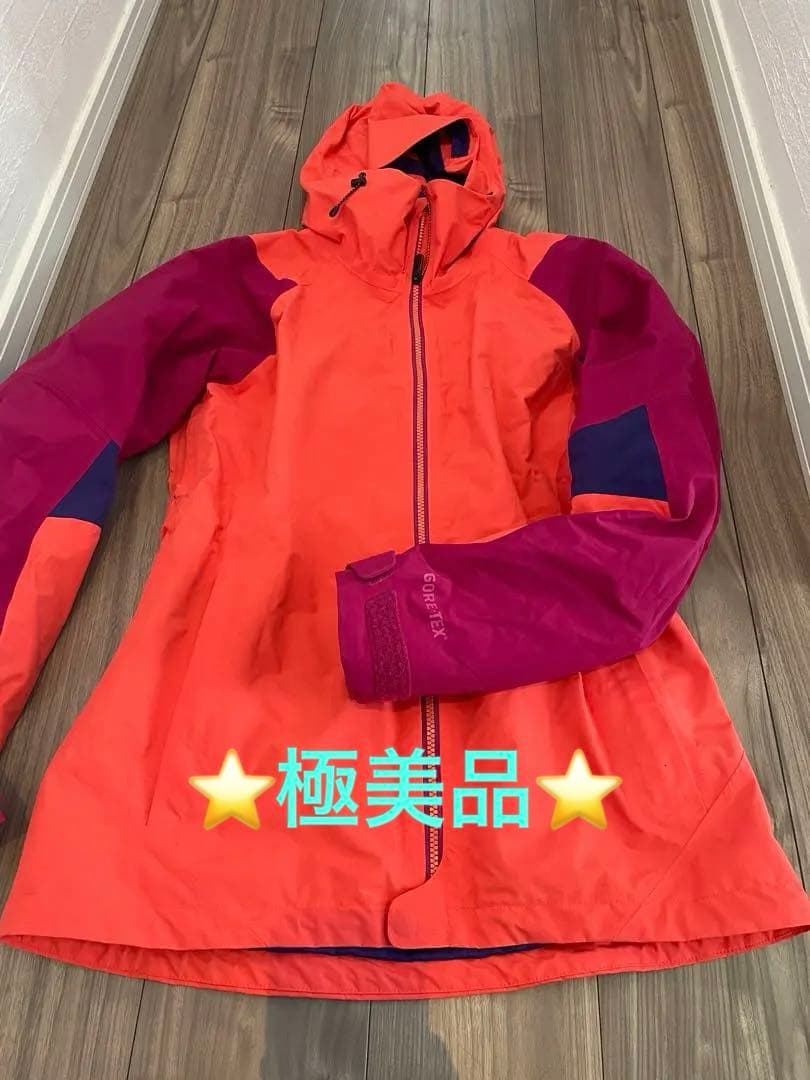 ⭐️極美品⭐️BurtonGORE-TEX ウィンタースポーツジャケット 女性用