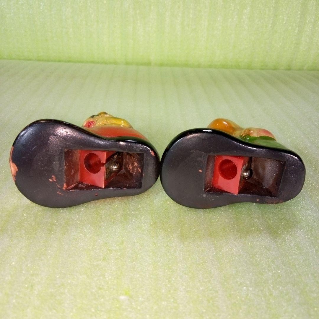 猫と犬の靴型置物　靴に入った猫と犬の鉛筆削り　フィギュア　アンティーク　レトロ