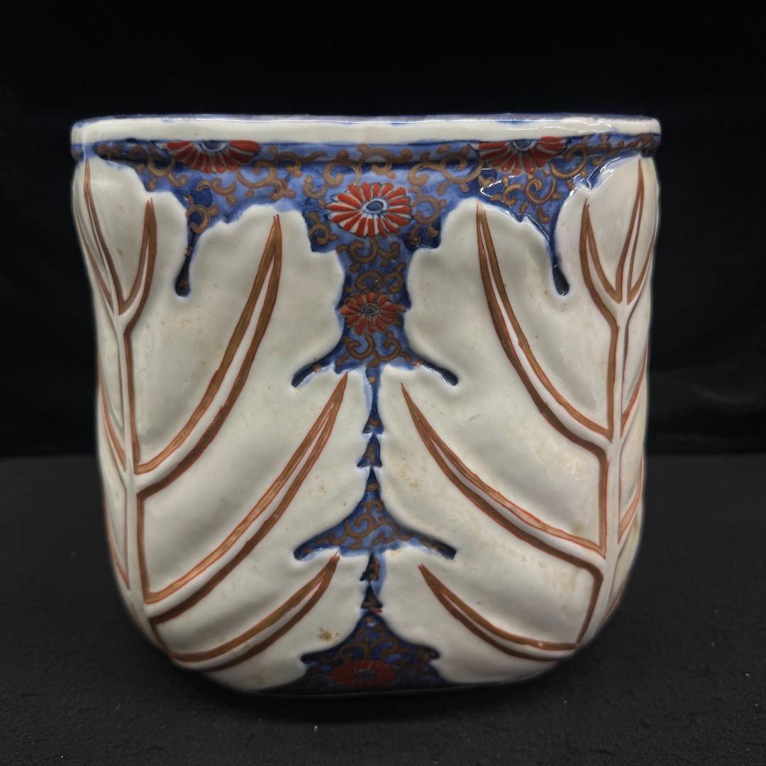 希少！！　古伊万里 火鉢　金襴手立体浮彫 染付