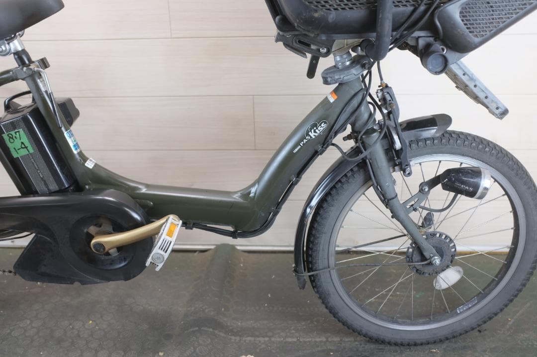 良品　新基準ヤマハPAS KISS　 20インチ 3段変速 8.7Ah充電器あり