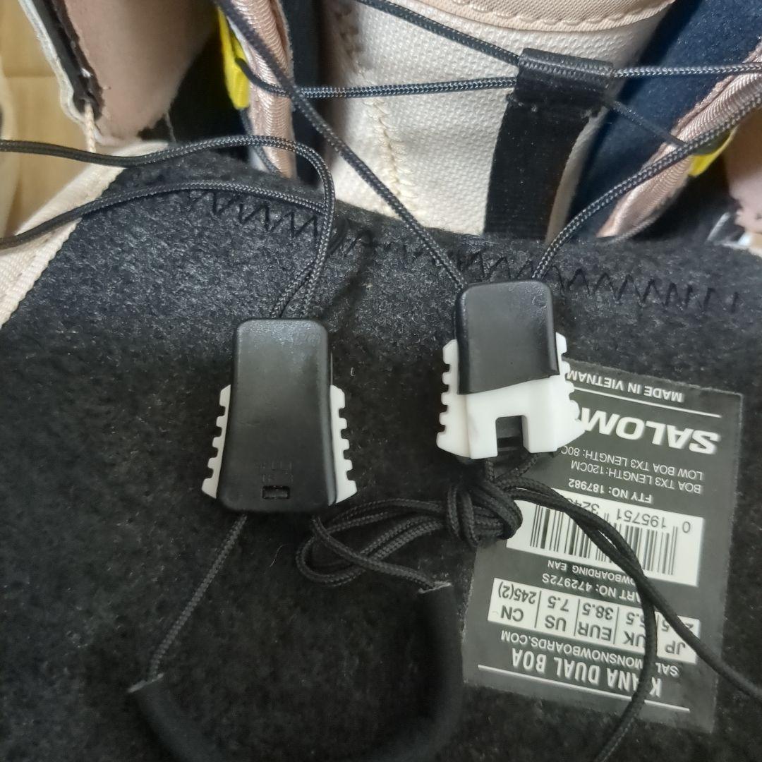 Salomon スノーボードブーツ 女性用 一部破損有