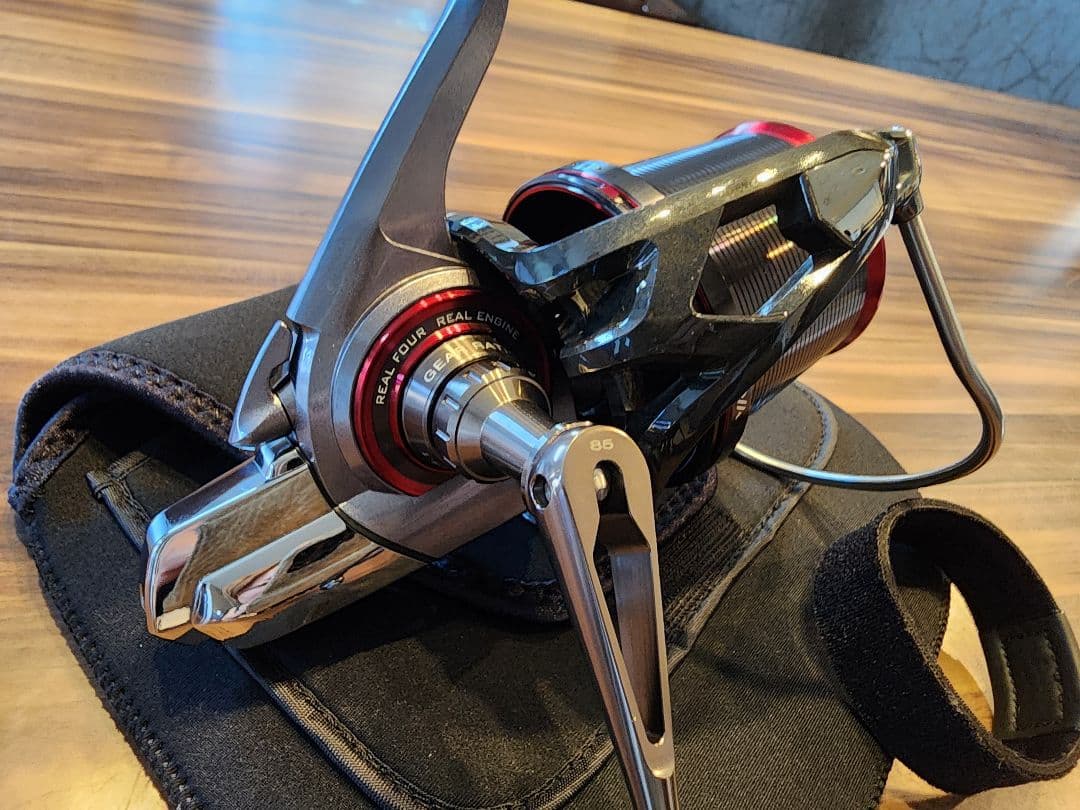 DAIWAダイワリール　TOURNAMENT SURF45