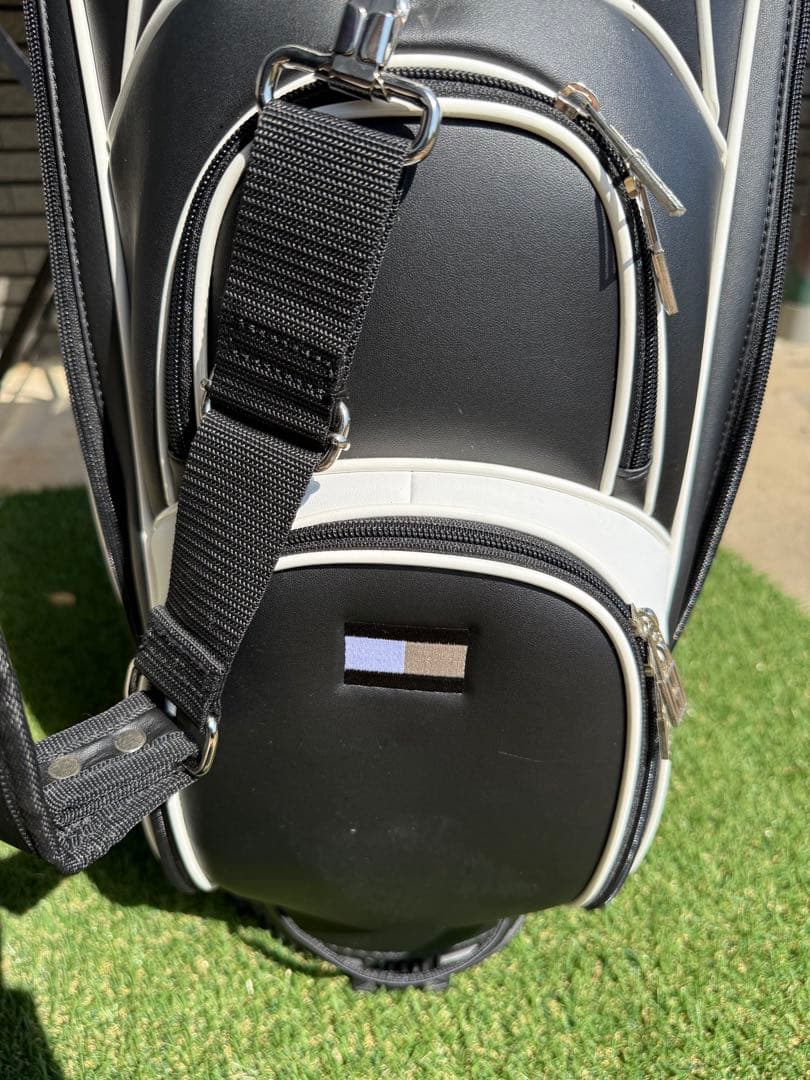 中古 美品 24年モデル トミーヒルフィガー キャディバッグ