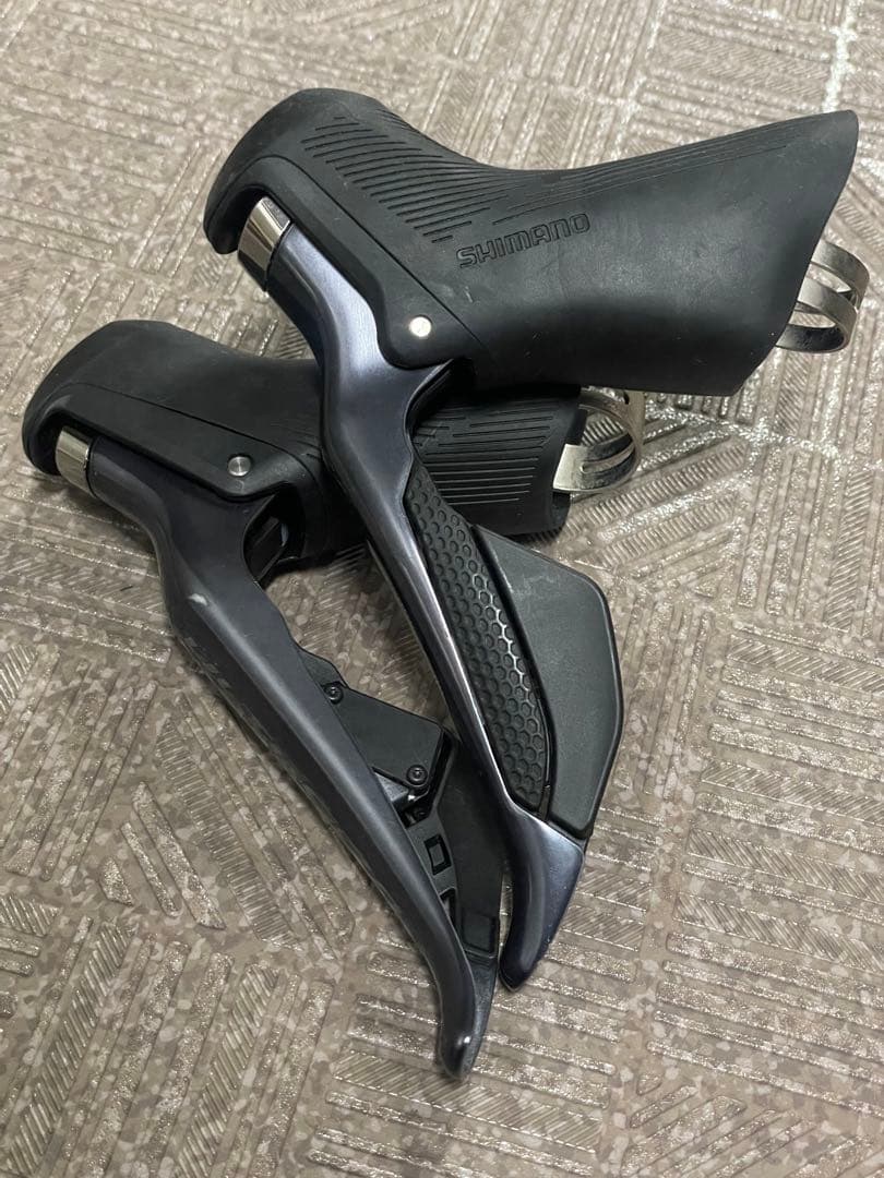 st-r8150 Di2 リムブレーキ 2×12s sti