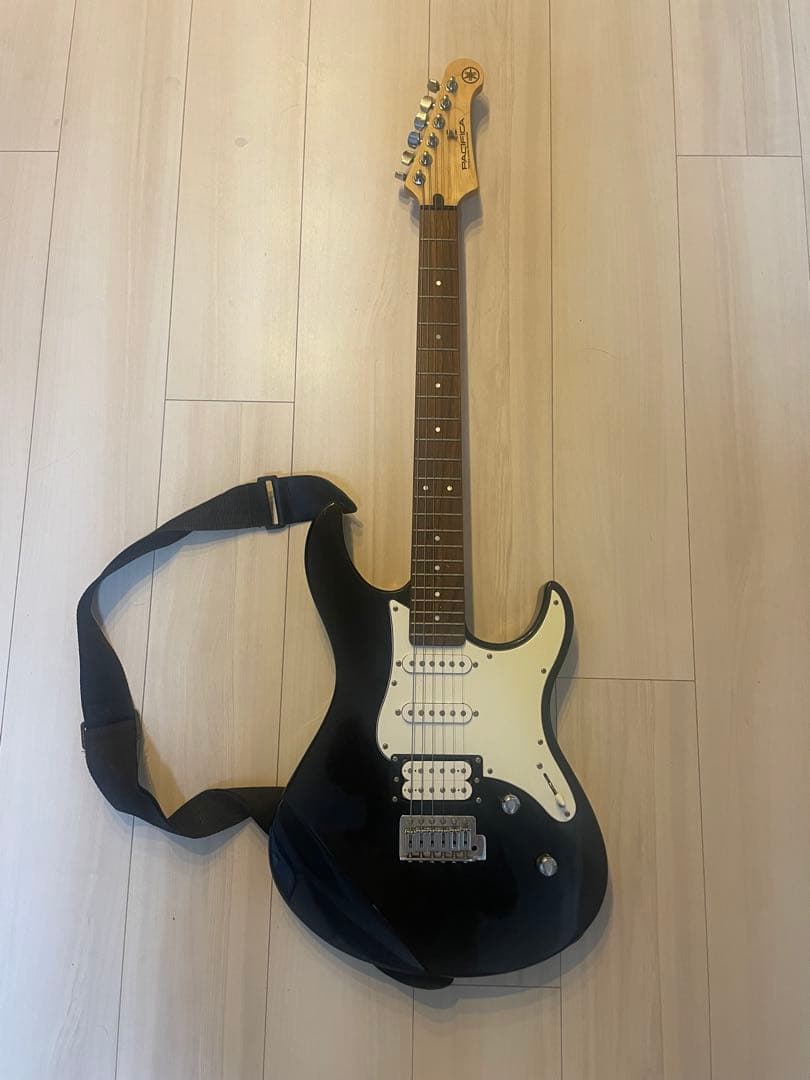 [最終値引き]YAMAHA PACIFICA112V エレキギター