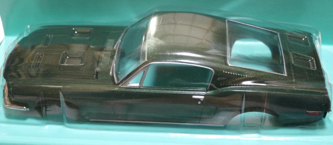 希少　レベル製　映画『ブリット』（ムスタング）ダイキャスト組立キット　１／２５