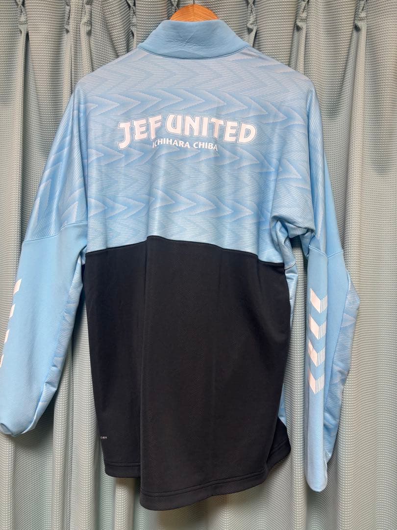 hummelトレーニングハーフジップトップ　XO