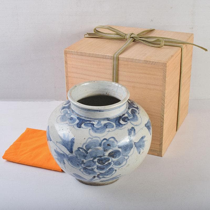 朝鮮美術　李朝　高麗白磁　染付　花文　壷　時代箱付　F　R9160B