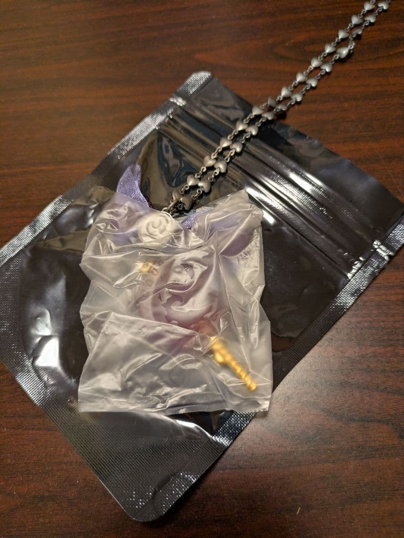 ツイステ　Q-pot.　コラボネックレス　フロイド