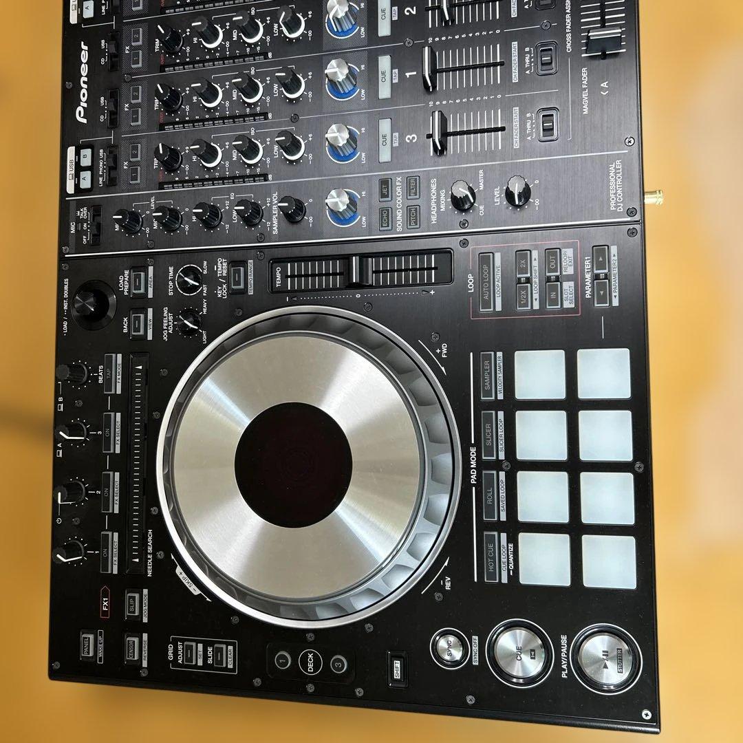 パイオニア　DJコントローラ DDJ-SZ