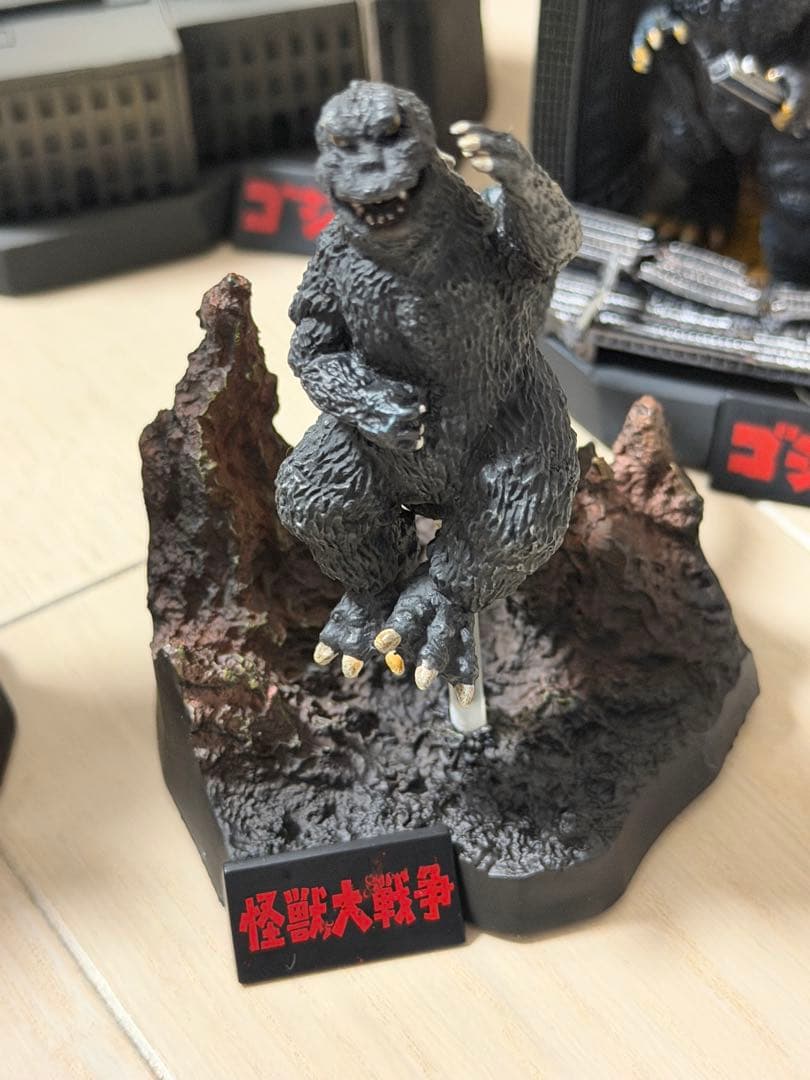 名鑑シリーズ 酒井ゆうじプロデュース ゴジラ　8体セット