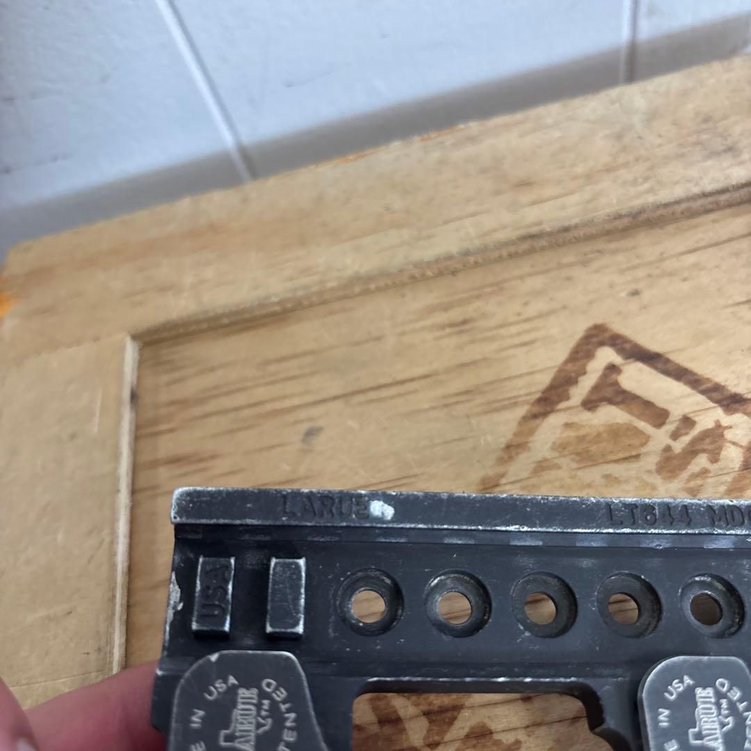 米軍　実物　LARUE LT 644 ACOG マウント　送料無料