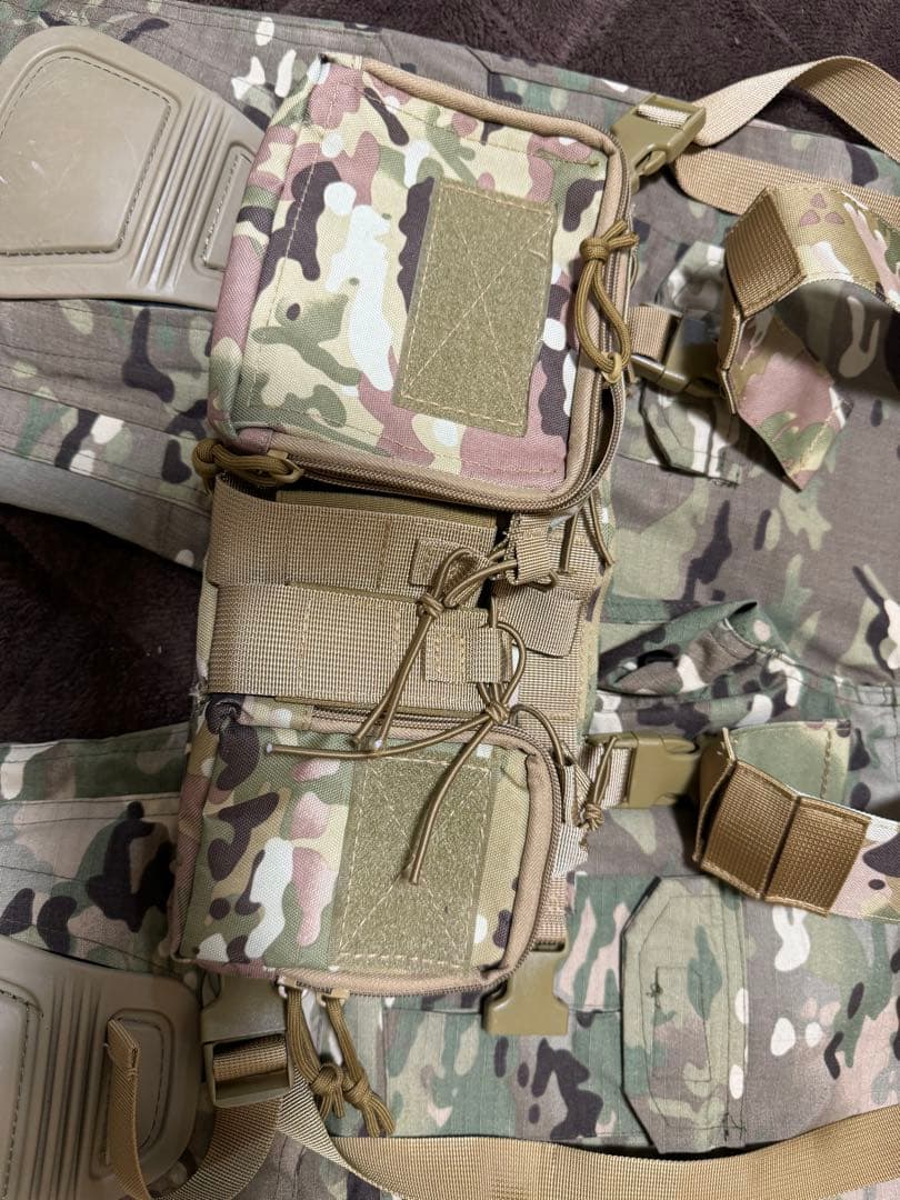 サバゲーウェア　装備