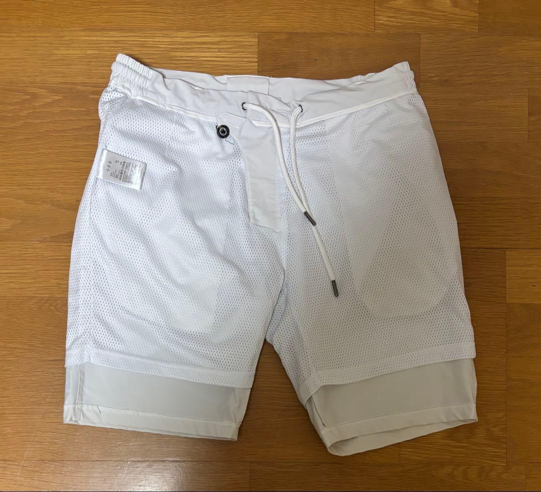 ウノピゥウノウグァーレトレ リラックス ポロシャツとパンツ ２点セット