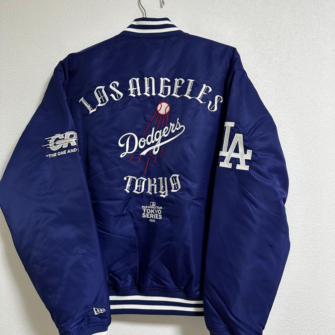セール‼️ NEWERA ドジャース ナイロンジャケット ブルー GR8③